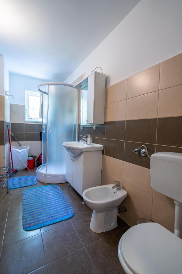 Stara Baska Apartments Bagian luar foto